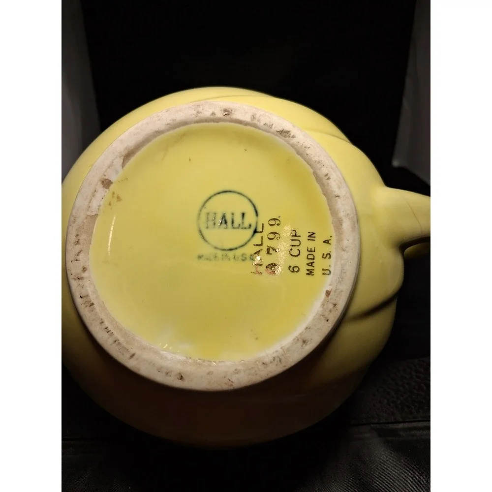 Hall China Vintage Yellow Swirl Teapot 799 Oak Leaf Acorn 6 Cup Made in USA